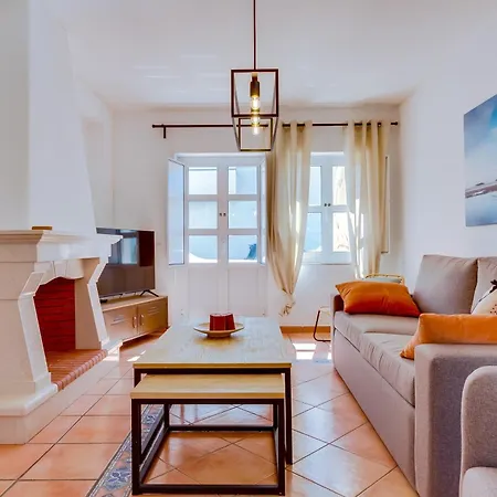 Oliveiras De Vilamoura By The Portuguese Butler * 奎特里拉