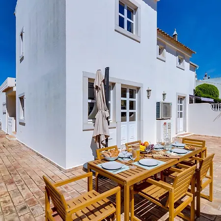 Oliveiras De Vilamoura By The Portuguese Butler *