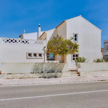Villa Oliveiras De Vilamoura By The Portuguese Butler *