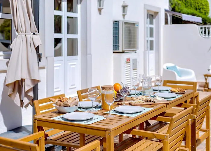 Oliveiras De Vilamoura By The Portuguese Butler * 쿼테이라