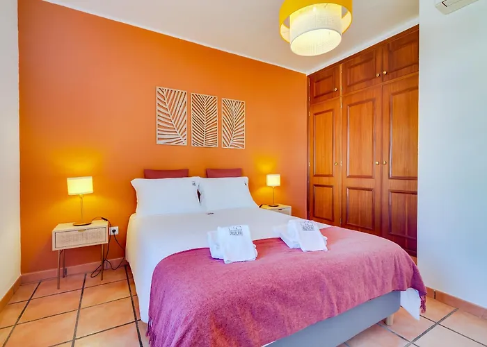 Oliveiras De Vilamoura By The Portuguese Butler
